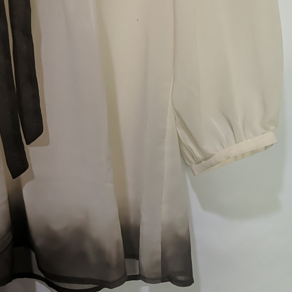 Rise & Olive Blouse - Picture 4 of 4